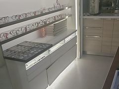 -视野联行眼镜·蔡司·尼康战略合作店(城西银泰店)