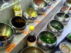 -毛辣果·贵州红酸汤牛肉火锅(西单店)