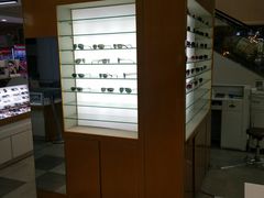 -新镜界眼镜(乐坊大华生活广场店)