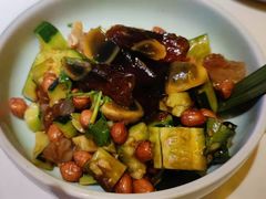 老醋VS花生-鸣记脆皮烤鱼·海鲜烤鱼(三八广场店)