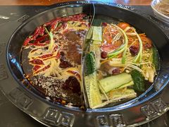 -重庆川渝肥妹火锅