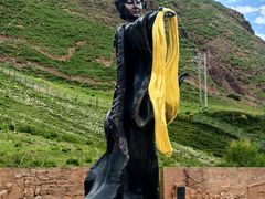 -比如骷髅墙景区