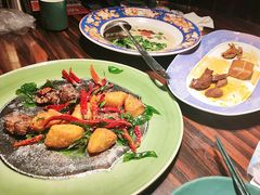 -粤·向群饭店(麓景路店)