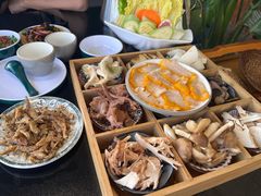 -野菌皇海景野生菌火锅(滨海大道店)