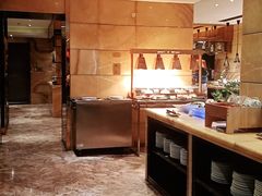 -上海皇廷花园酒店·西餐厅·自助餐