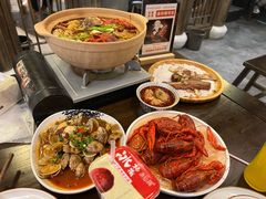 -聚汇三少·龙虾·中餐厅(莫邪路新天地店)