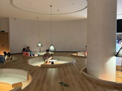 -涨巢·潮玩水疗局