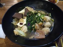 -万记麻辣烫国展总店