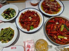 -杨氏青龙虾·吃蟹季(金盛路总店)
