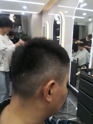 -七分屋LA·烫发·染发·剪发