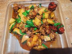 -隔壁老王·家常云南菜(皇冠店)