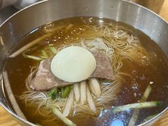 水冷面-江南面屋(明洞店)