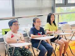 -蓝话筒·少儿成人演讲口才·主持朗诵·戏剧表演(大华第一坊店)