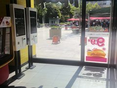 -麦当劳(西客站店)