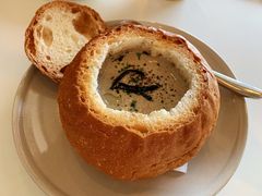 黑松露羊肚菌菇面包汤-新元素(蓝色港湾店)