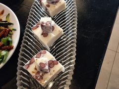 桂花奶香红豆糕-我去·春饼文化主题餐厅(国定路总店)