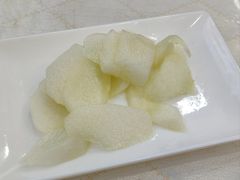 凉拌萝卜-尕西木老春台东乡手抓美食