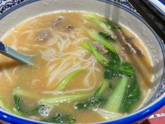 蒜爆牛肉汤粉-赣南粉局·江西锅气炒粉(大宁久光店)