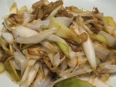 -娜仁图雅蒙古美食村(33小镇店)