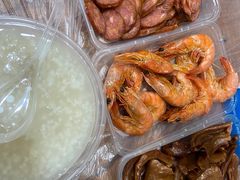 -蓝精灵饺子店