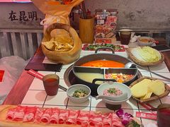 -热火朝天鲜切牛肉火锅(南强街巷店)