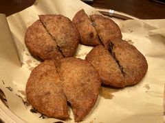 小山炸糕-唐山宴大唐州府精品中餐