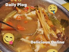 -玖月时尚泰式餐厅