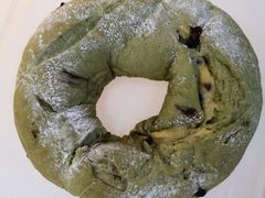 抹茶红豆包-BreadTalk面包新语·烘焙蛋糕(海珠丽影广场店)