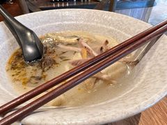 -玛格萝妮(汇智国际商业中心店)