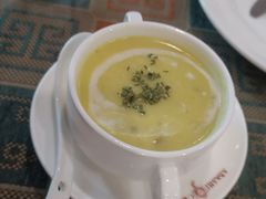 -亚桥咖喱(延安路店)