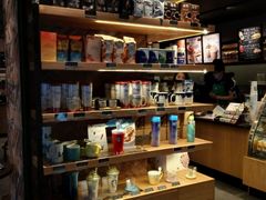 -星巴克(西藏路店)