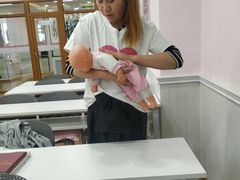 -爱月宝月嫂·育儿嫂(哈尔滨总店)