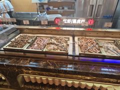 -黑金·寻焰自助百汇·烤肉·火锅(中街店)