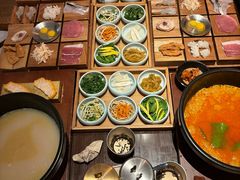 -银米·云南传统过桥米线(双廊黑金冠店)