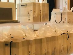 -银座仁志川·生吐司专门店(香港广场店)