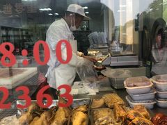 -陆稿荐观前街店