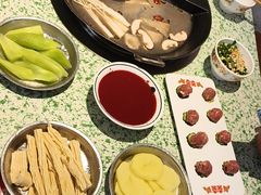 -肖婷姐大铁锅重庆火锅(南湖店)