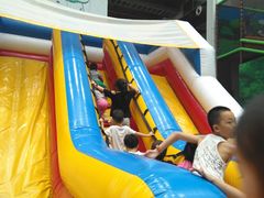 -蒙特利亲子乐园