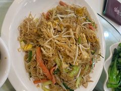 -渝君重庆火锅(嘉宾路店)