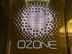 -OZONE 顶楼酒吧(香港丽思卡尔顿酒店)