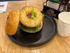 -龙治汉堡(中华城店)