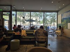 -星巴克臻选(华堂·新辰汇店)