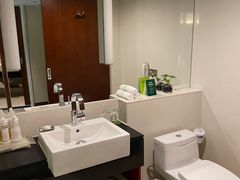 -上海浦东假日酒店