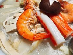 -三人行骨头王火锅(长寿店)