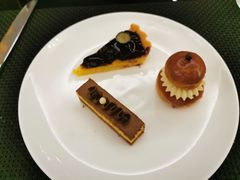 -圣丰索菲特·2 On 988 Café 自助餐厅