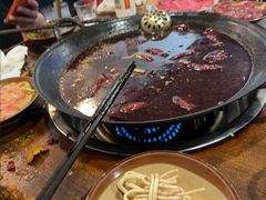 -黄潇洒老火锅(九眼桥宏济巷店)