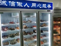 自助取餐区-老地方烧烤大排档