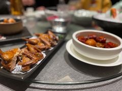 脆皮炸乳鸽-御花园·粤菜·海鲜火锅(中山公园店)