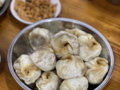 爆汁肉包-红帽叔叔包子
