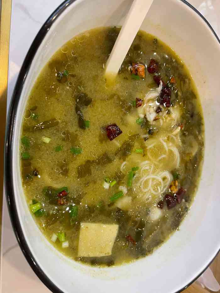 彭海军鱼粉(科技生态园店)-"「老坛酸菜鱼片粉」墙裂推荐,这个酸菜鱼